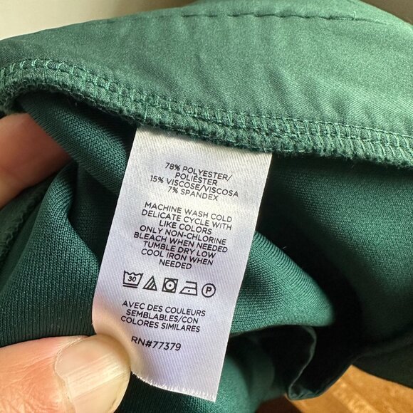 Ann Taylor Pintucked Straight Leg Pant in Double Knit /Straight Pant Sz 16 NWOT - Picture 9 of 10